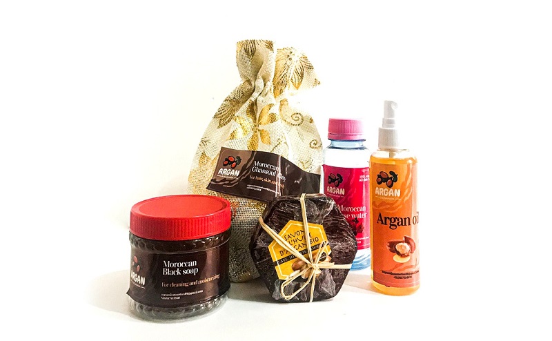 200g Ghassoul moroccan clay + 200g Black soap + Argan soap +  100ml Argan oil + 100ml Rose water